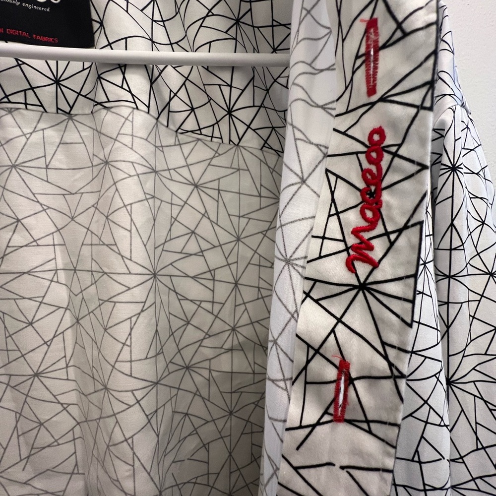Maceoo Dress Shirt - Picture 4 of 4